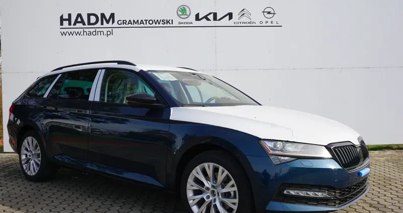 skoda superb żelechów Skoda Superb cena 192890 przebieg: 4, rok produkcji 2024 z Żelechów